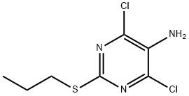 4,6-dichlór-2-propyltiopyrimidín-5-amín